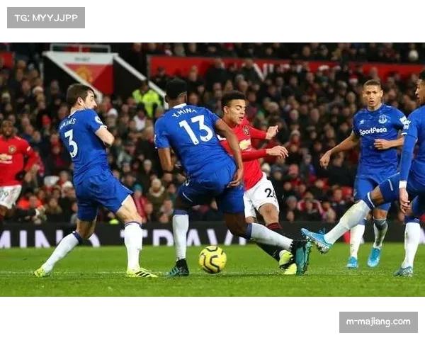 埃弗顿进攻三区决策能力欠缺,最后一传选择合理性不足 埃弗顿进攻三区决策能力欠缺,最后一传选择合理性不足